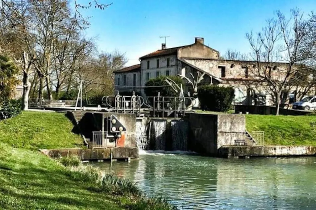 T5 L'Atelier Apartamento Valence-d'Agen 0*,  França